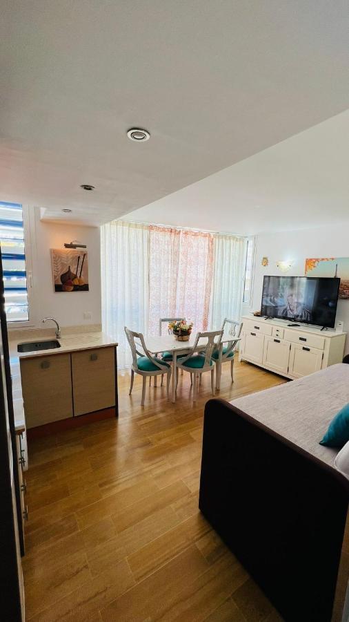 Apartamentos Bajondillo Beach Cozy Inns Torremolinos Luaran gambar